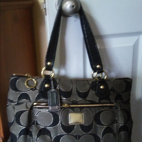 Coach - Picture 2 of 2